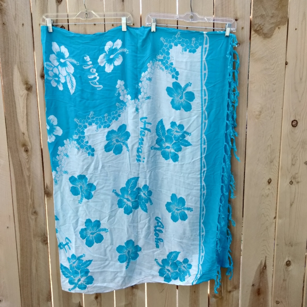 Hawaii Aloha Floral Sarong Wrap Pareo Blue & White Plumeria Cruise Beach Pool